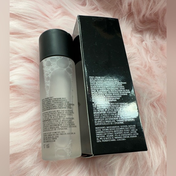 MAC Cosmetics Prep + Prime Fix+ Setting Spray - Picture 2 of 2